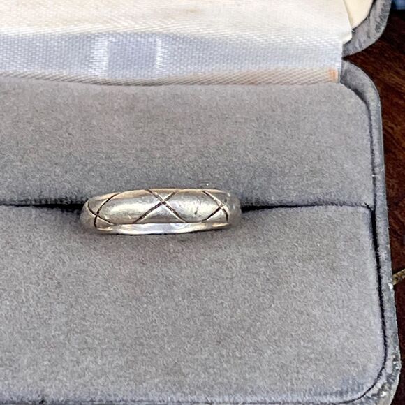 Sterling Silver Southwestern Ring Minimalist Band Size 5 - Picture 2 of 8